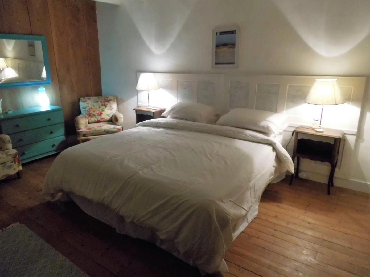La Bicyclette Bleue Bed & Breakfast Montpinchon Exterior photo