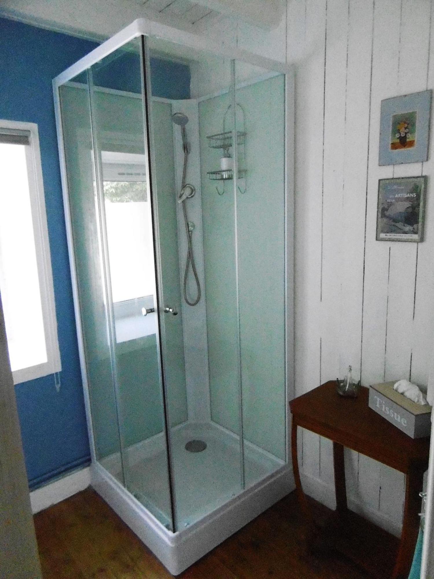 La Bicyclette Bleue Bed & Breakfast Montpinchon Exterior photo